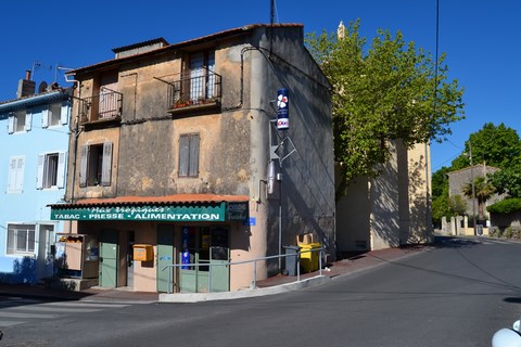 Aux Tropiques