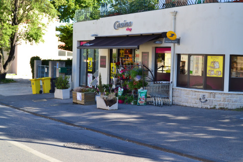 Casino shop